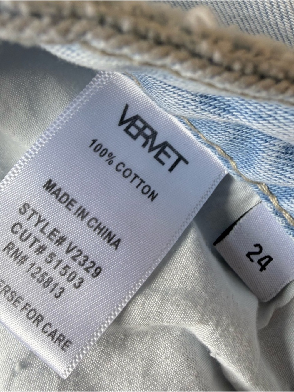 Vervet Light Wash Raw Hem 100% Cotton Denim Jeans V2329 Ankle Straight 24 - Picture 4 of 9